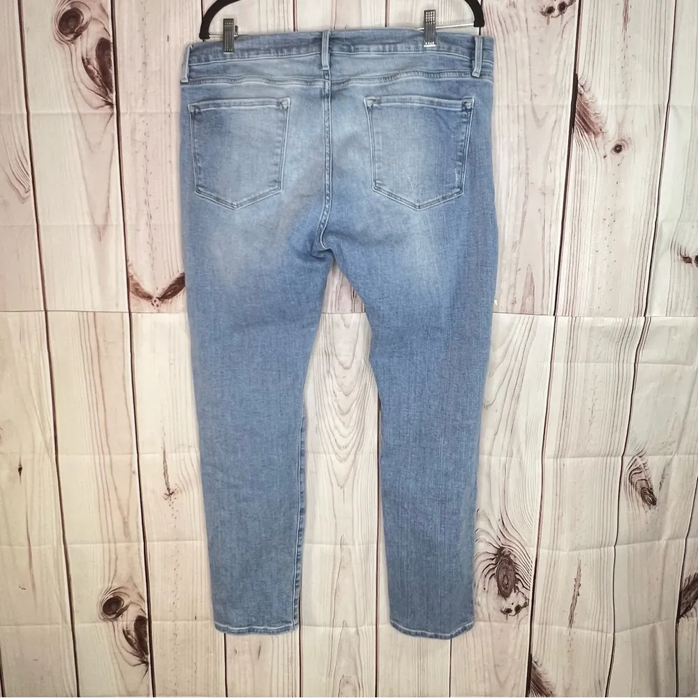 Frame - Le Garcon Mid-Rise Boyfriend Jean in Overturn - Image 6