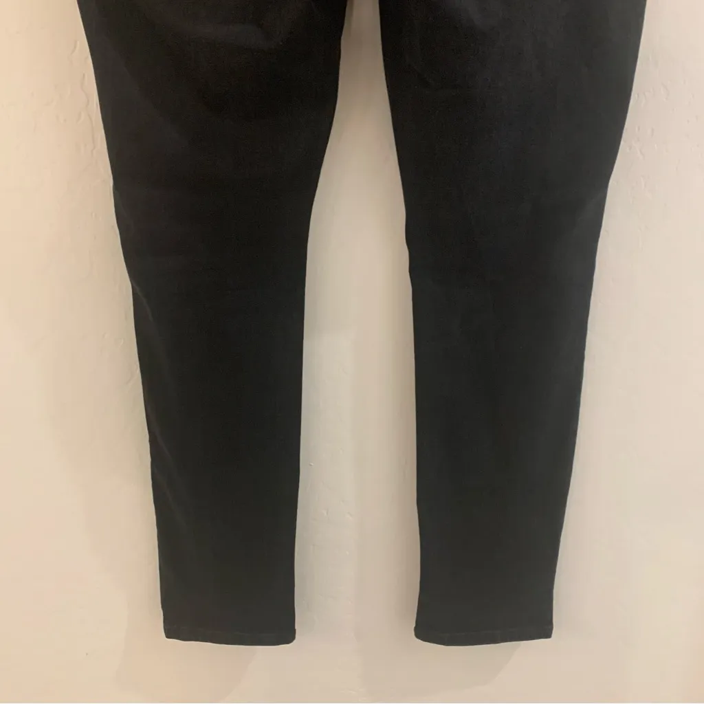 EUC CAbi Slim Boyfriend Distressed Black Wash Jeans Style 3387 Size 6 - Image 10