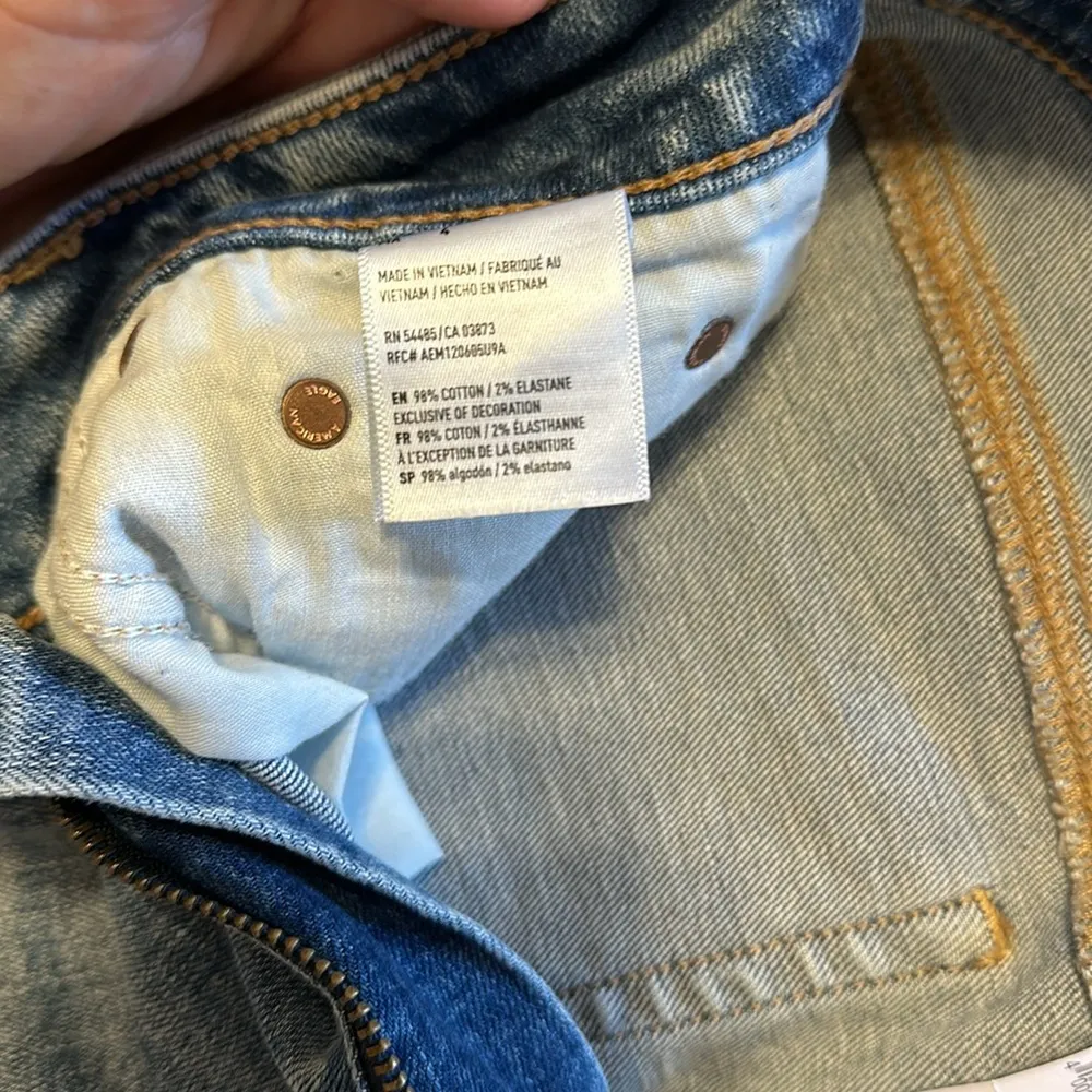 American Eagle Hi-Rise Mini Jean Skirt - Image 4