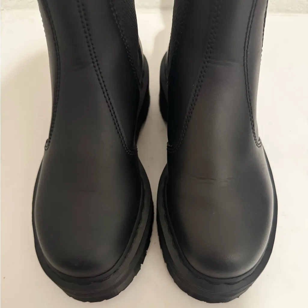 Dr. Martens Docs Quad 2976 Black Vegan Leather Felix Platform Chelsea Boots 6 - Image 6