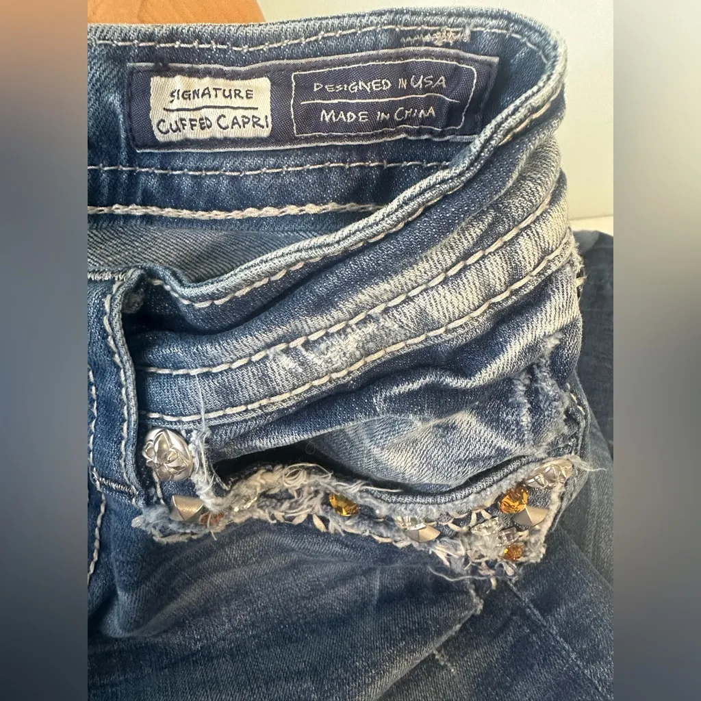 Miss Me Y2K Cuffed Capri Low Rise Embellished Jeans Size 27 Women’s Blue - Image 9