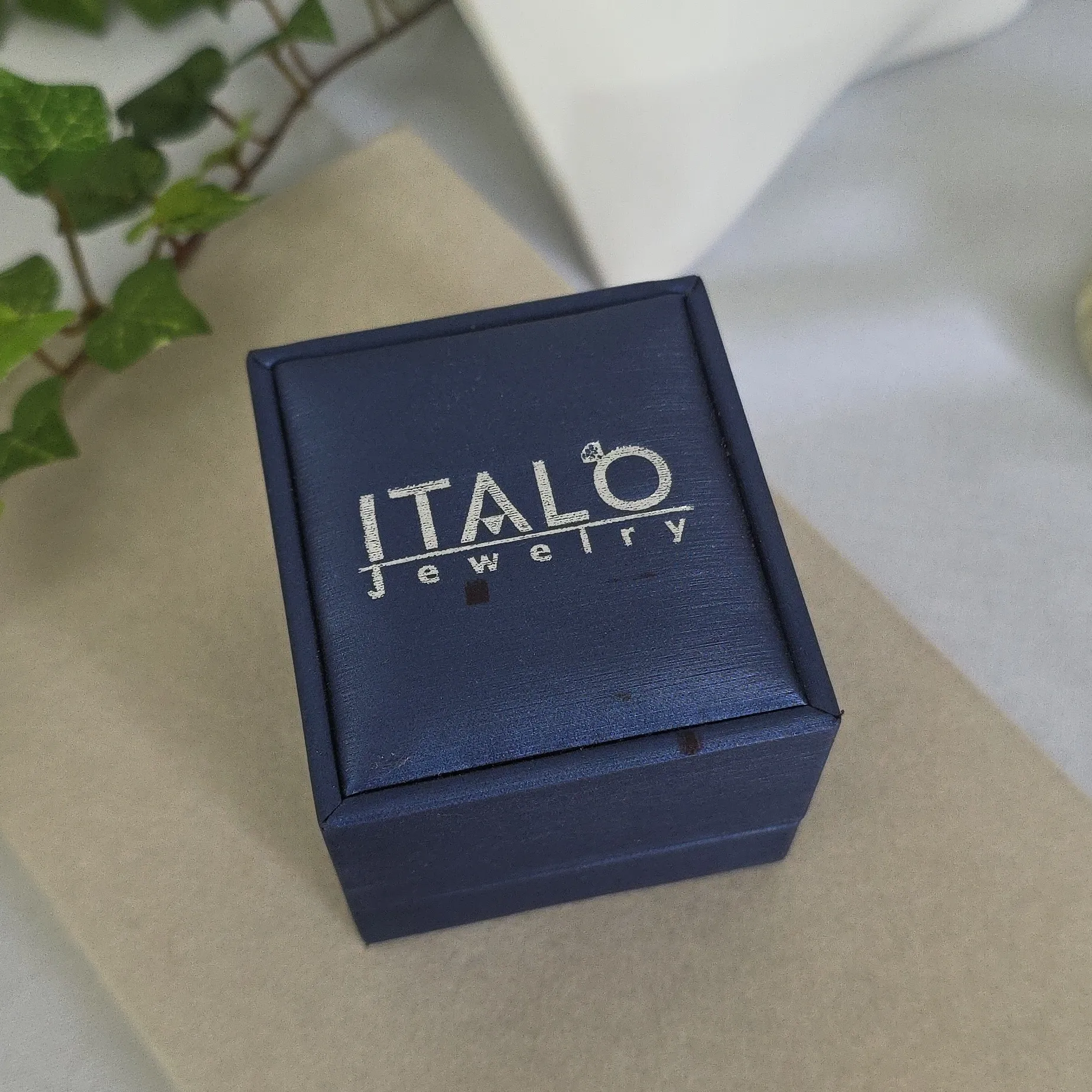 Italo Sterling Silver 925 Triple Row Eternity Baguette Ring with Box Size 5.5 - Image 3