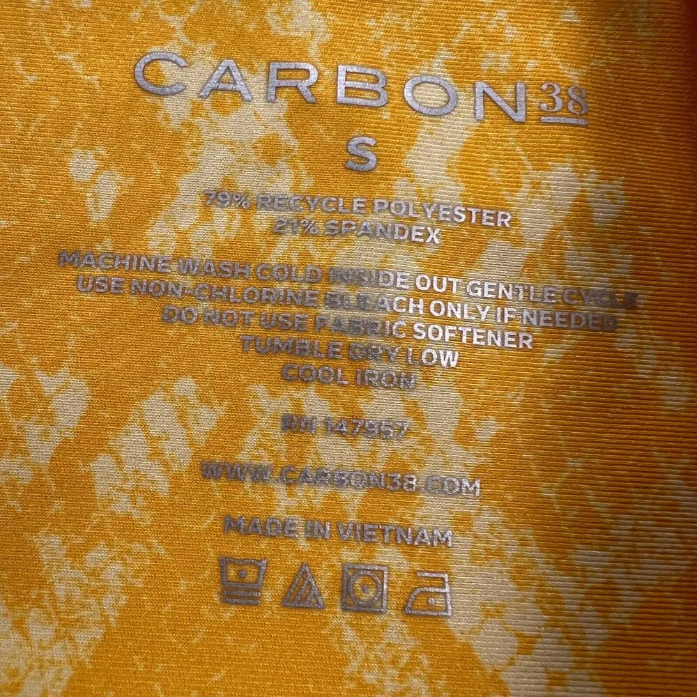 Carbon 38 Printed High Rise 7/8 Legging in Kumquat Snake Yellow reptile Size S - Image 7