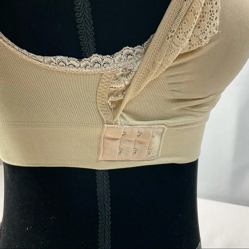 Victoria Secret Most comfortable bra with duo side hooks compression. - Image 2