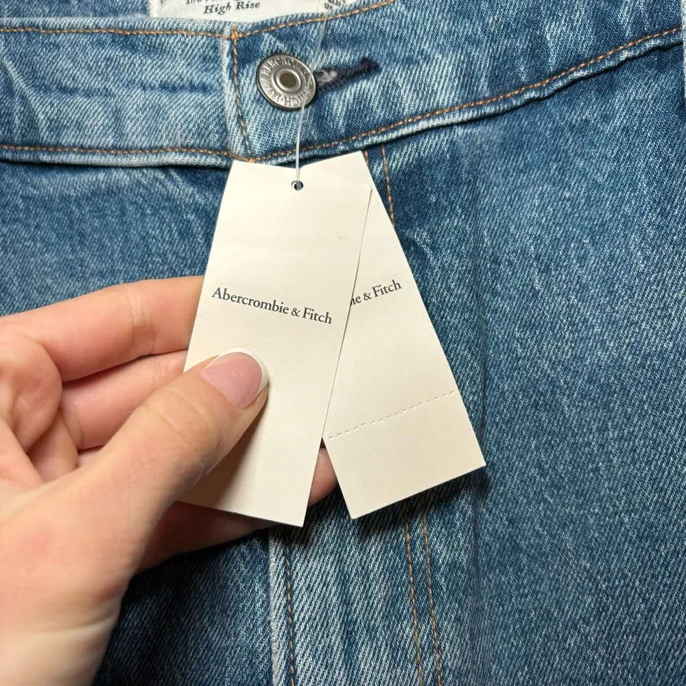 Abercrombie Curve Love High Rise Vintage Flare Jean NWT - Image 6