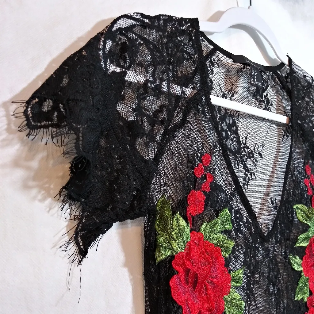 FOREVER 21 Sheer Mesh Midi Dress Whimsigoth Black Lace Pink Floral Applique Sz S - Image 4