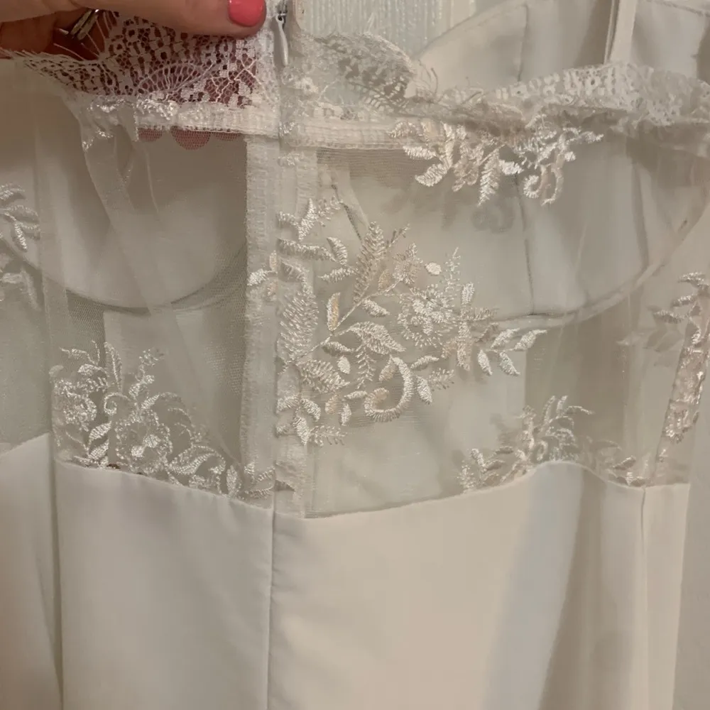 White Dress - Image 7