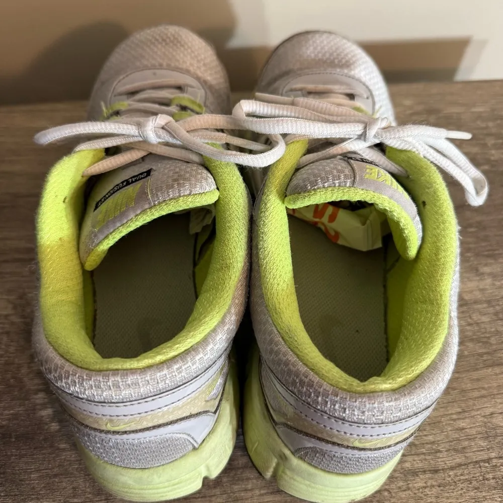 Nike Dual Fusion Sneakers Women’s Size 10 Gray Neon Lime Green Older Styler - Image 7