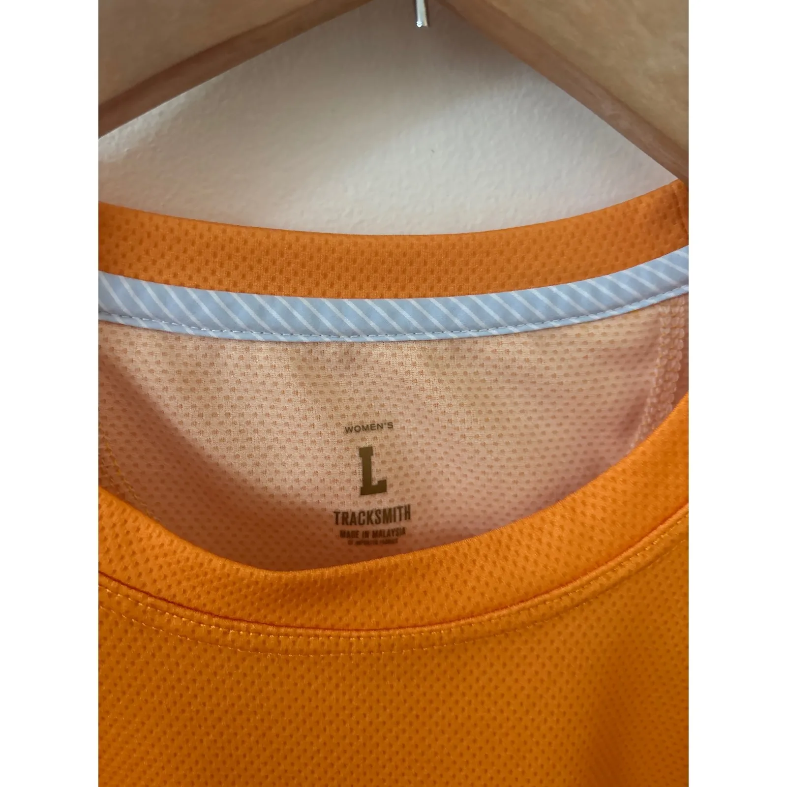 Tracksmith Boston MMXII Running Shirt Orange Women's Large Athletic Tee - Image 3