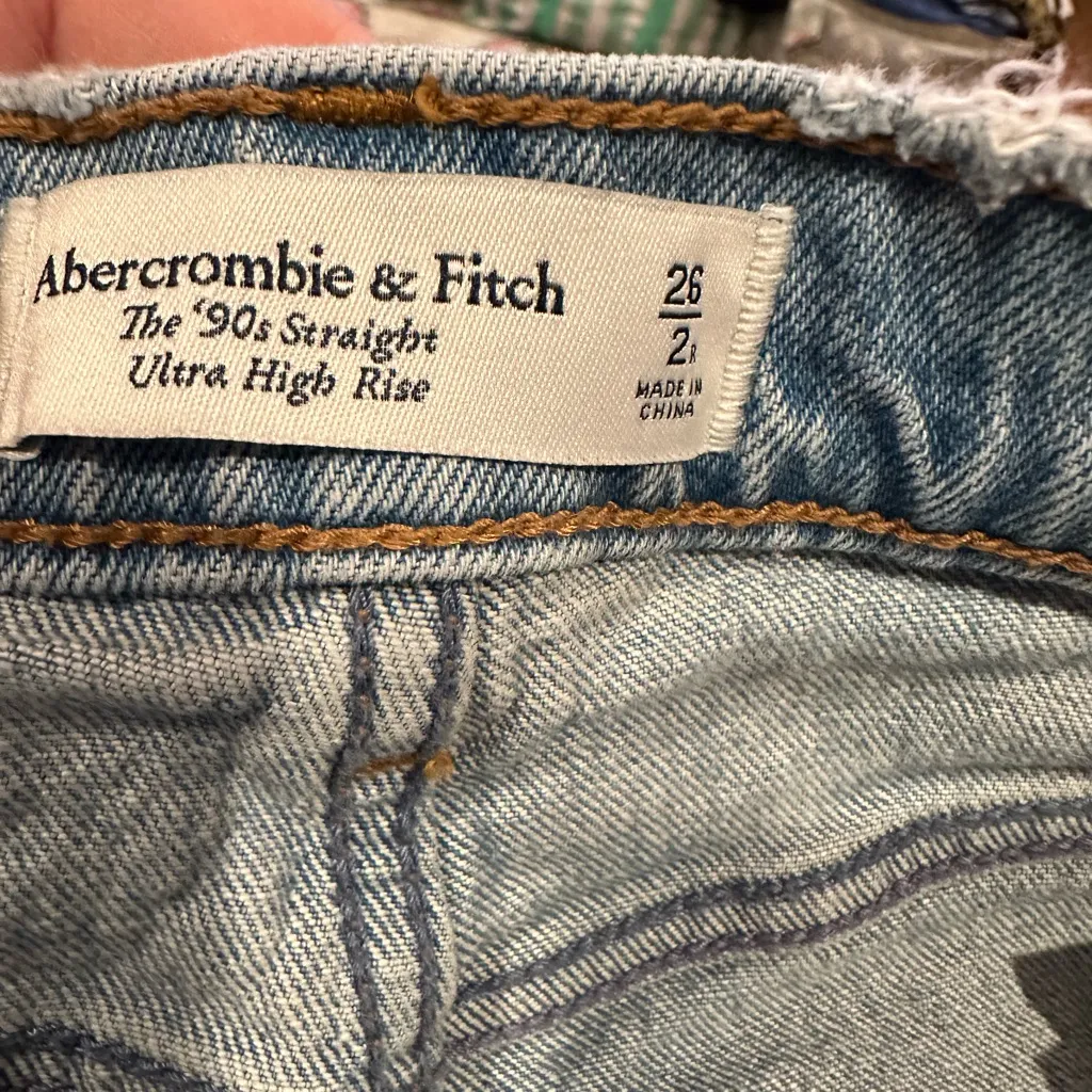 Abercrombie & Fitch 90’s Straight Leg Ultra High Rise Light Blue Jeans Side Vent - Image 6