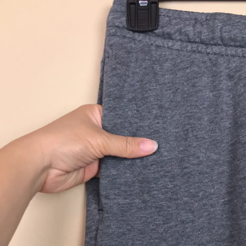 Nike Women’s Athletic Athleisure Gym Gray Drawstring Jogger Sweatpants - Image 4