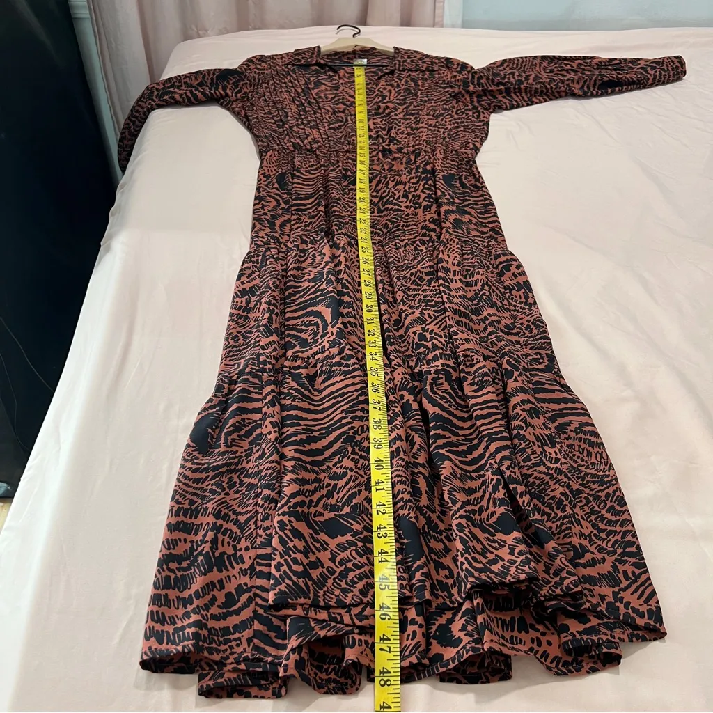 Line & Dot‎ Silk Chiffon Printed Long Sleeve Tiered V Neck Midi Peasant Dress - Image 13