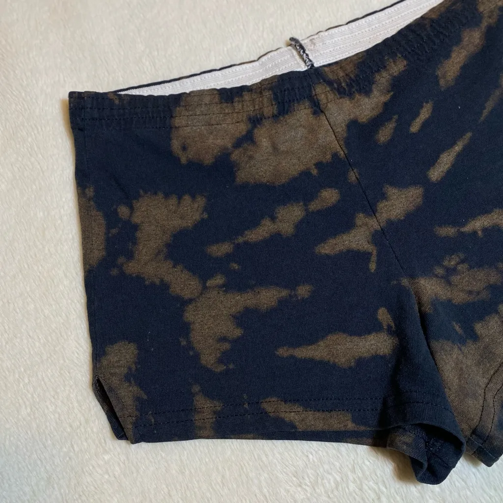 Black Acid - Image 2