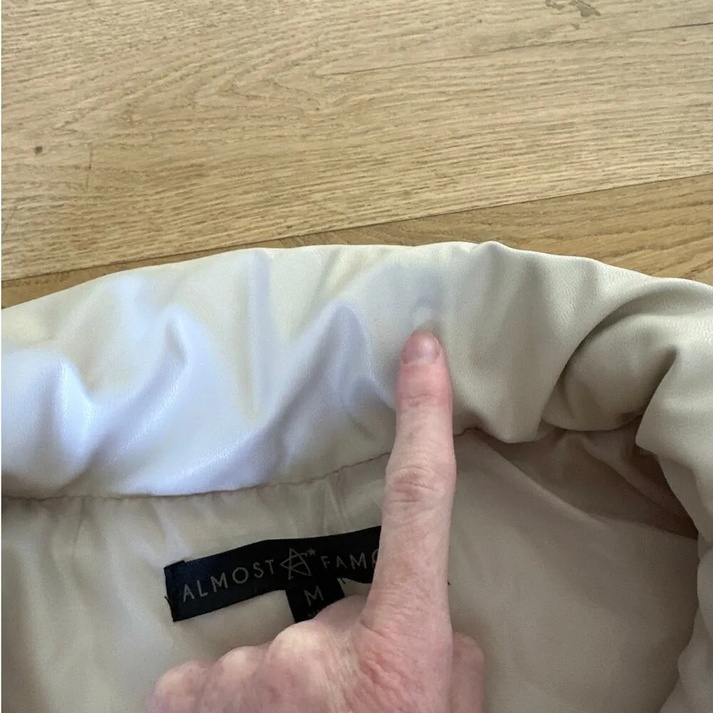 Almost Famous - Snap Button Front Sleeveless Puffer Vest in Beige - Image 3