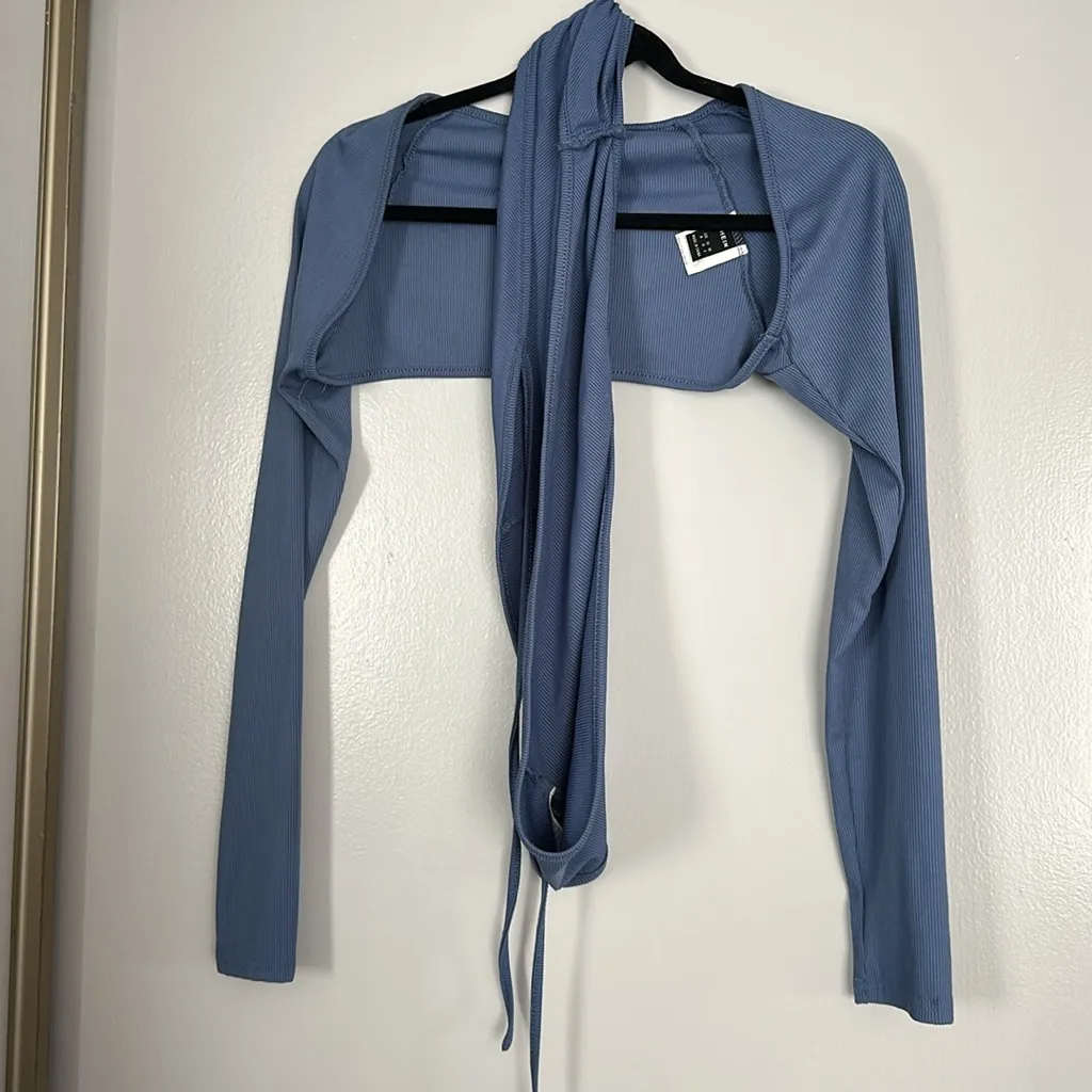 Blue Long Sleeve Bolero Shrug 2-Piece Cropped Top - Image 6