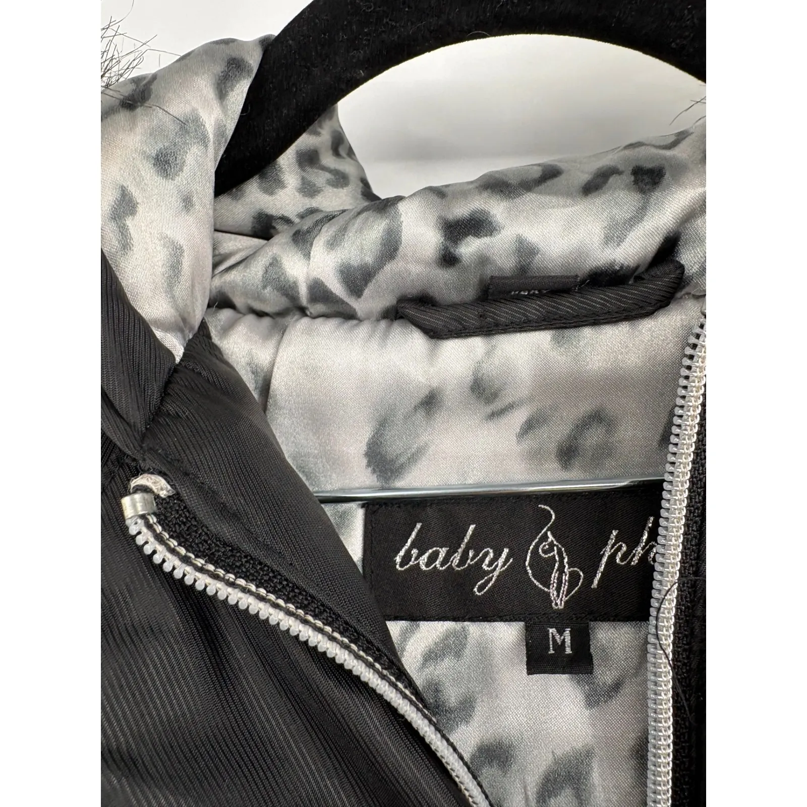 Baby Phat Quilted Puffer Vest Hooded Faux Fur Trim Leopard Lined Black M - Image 5