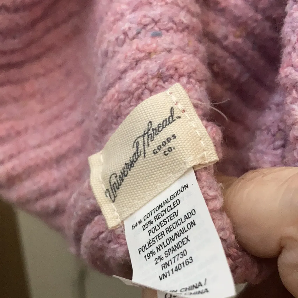 FINAL MARKDOWN NWT universal threads neck warmer - Image 2