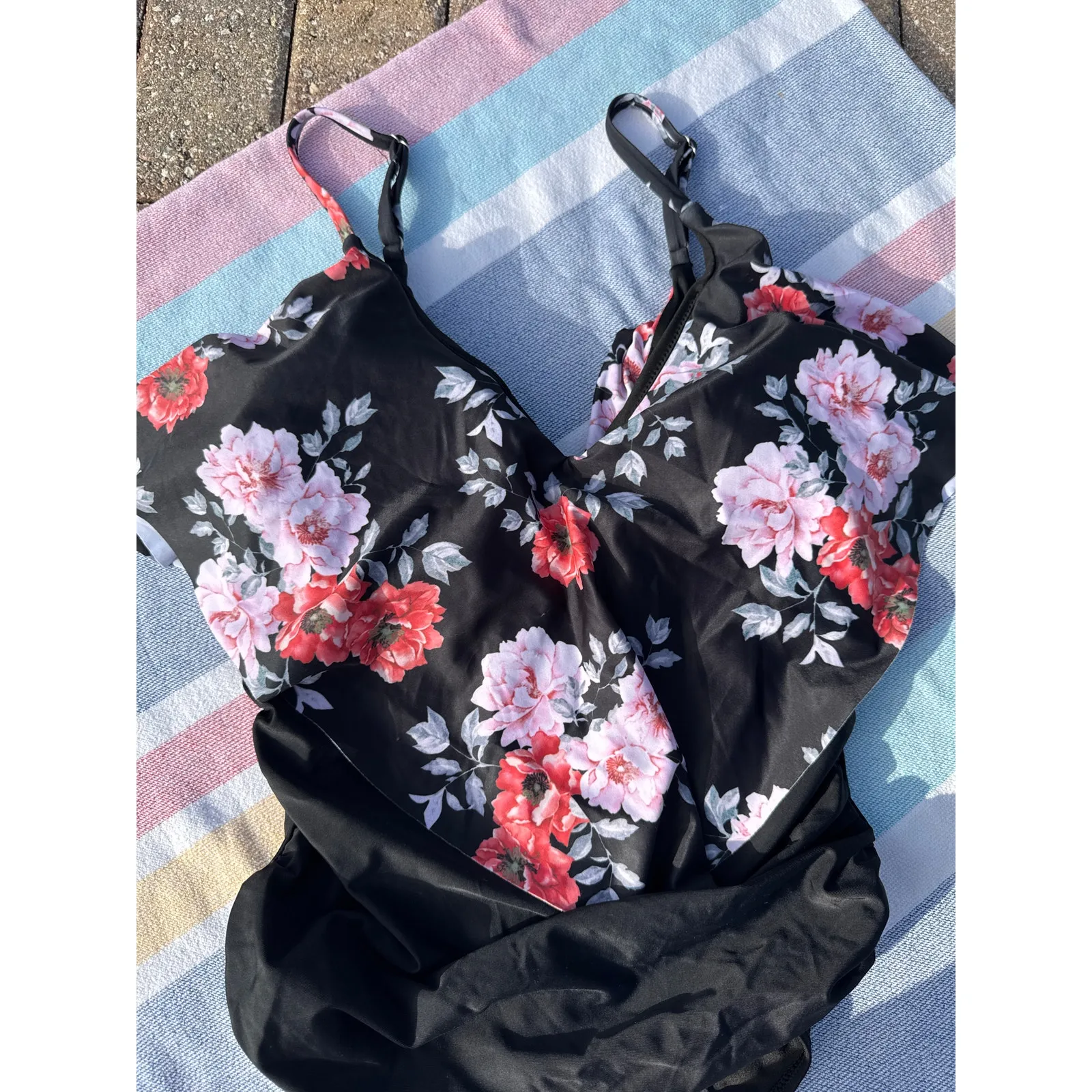 Floral Ruffle One Piece Swimsuit Black Pink Size XL NWOT Adjustable Straps - Image 2