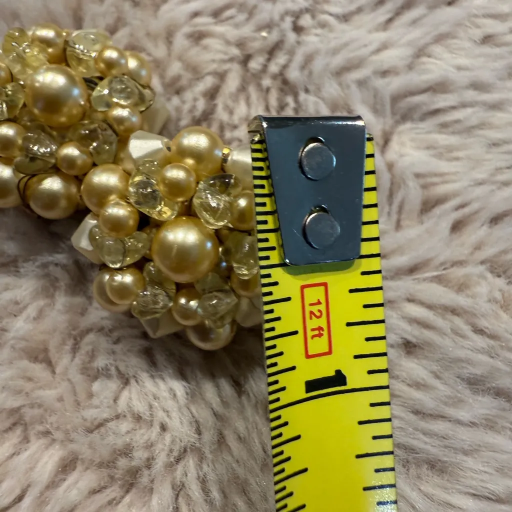 Vtg‎ Circa 1940's Hong Kong Gold Tone Beaded Clip Back Earrings - Image 5