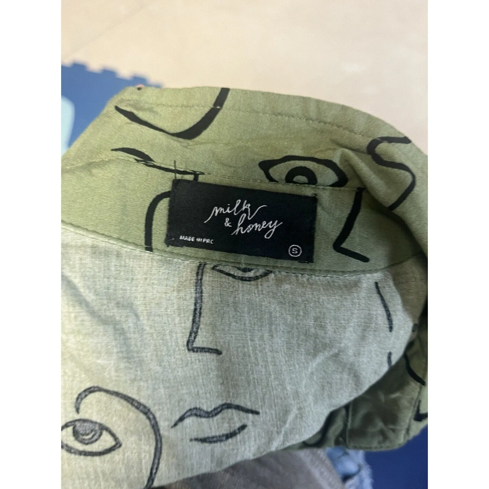 Milk & Honey Shirt Oversized Olive Size S Face Drawing Silhouette Abstract Green - Image 8