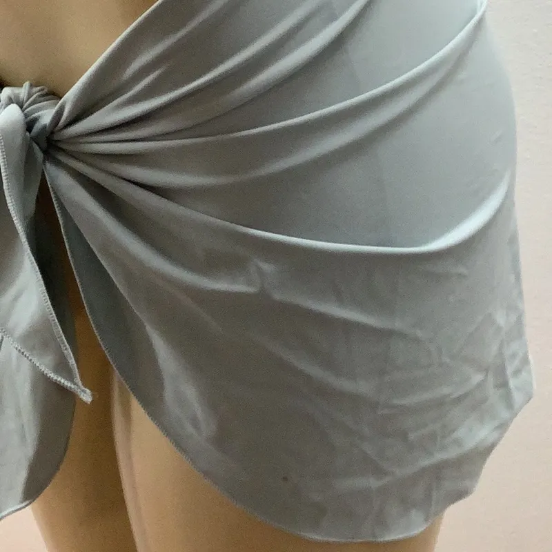 Zuliana Grey Spandex Beach Cover Up/Sarong. Made in USA. New With Tags Gray Size undefined - Image 2