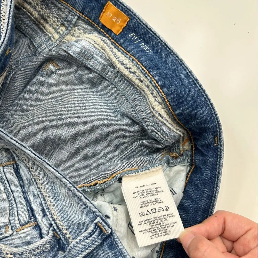 Anthropology Pilcro and the Letterpress Stet Embroidered Jean Shorts Size 26 - Image 5