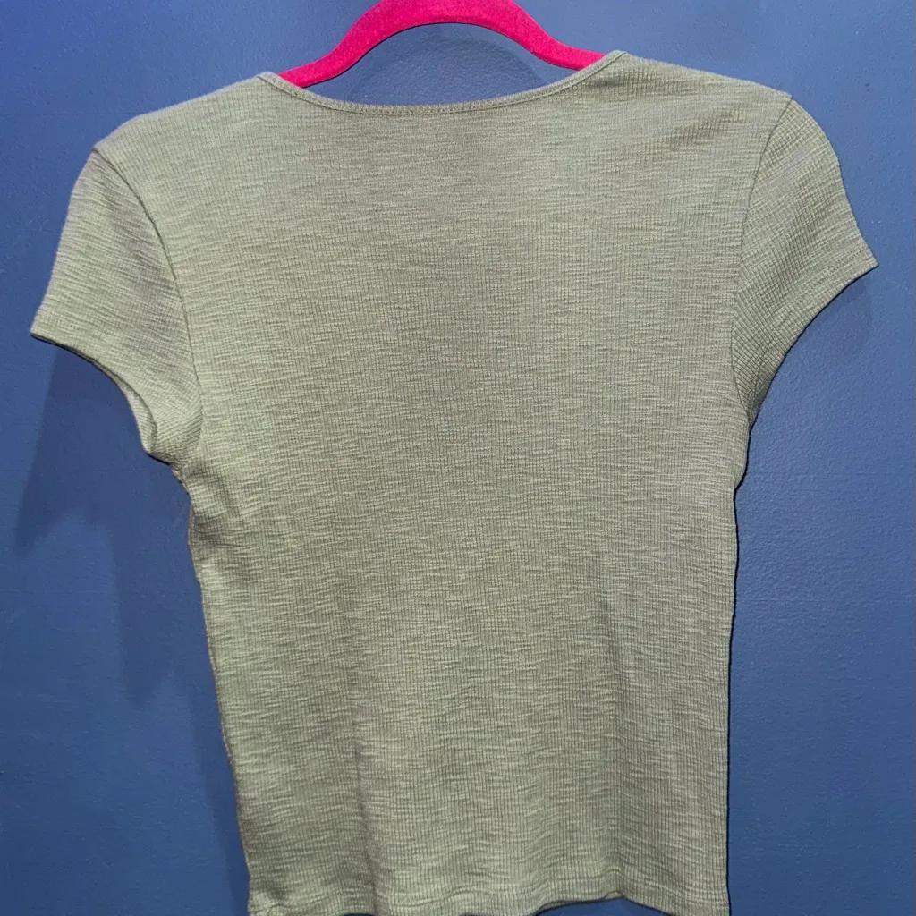 American Eagle Outfitters Light Green Short Sleeve Tee - Image 4