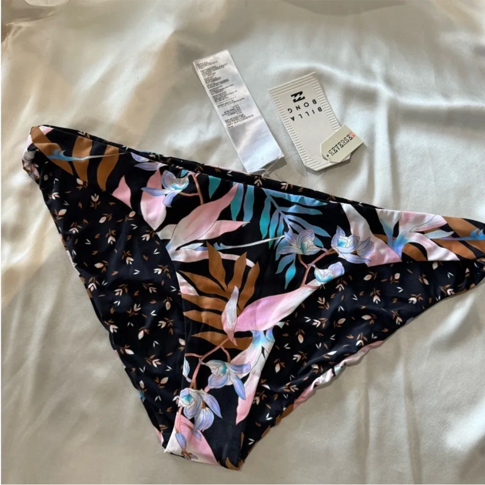 Billabong Multicolor Tropic Moon Lowrider Reversible Bikini Bottoms Size L NWT - Image 7