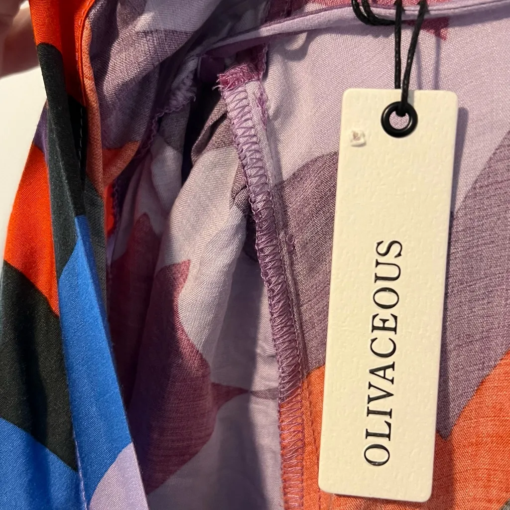 NWT Olivaceous Scalloped Print Backless 3/4 Sleeve Romper E11 - Image 3