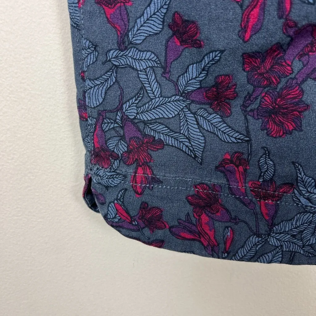 Duluth Trading Pants Women 6 Rootstock Gardening Petal Pusher Capri Crop Stretch Purple - Image 7