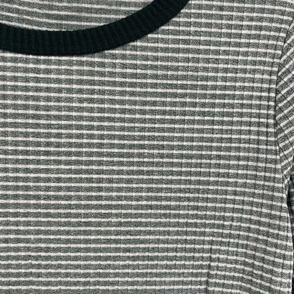 Green striped long sleeve tee - Image 2