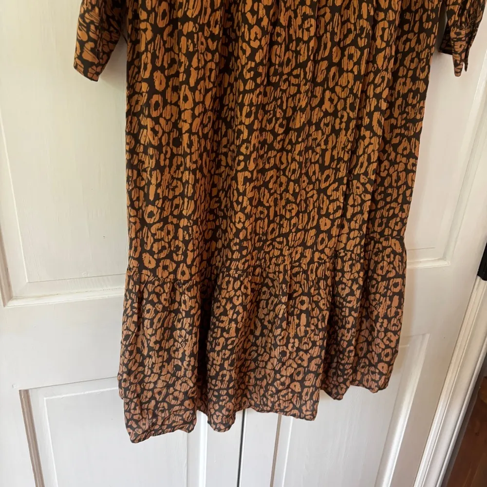 Rails Maple Dress Batik Cheetah Leopard Size Medium Long Sleeve Cinch Midi Dress - Image 15