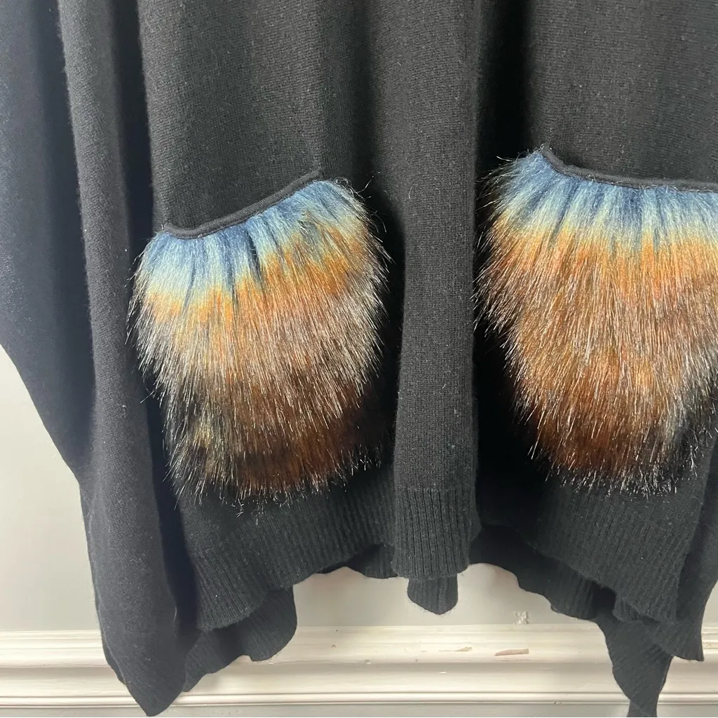 J.McLaughlin cashmere wool with faux fur pockets poncho one size turtleneck - Image 4