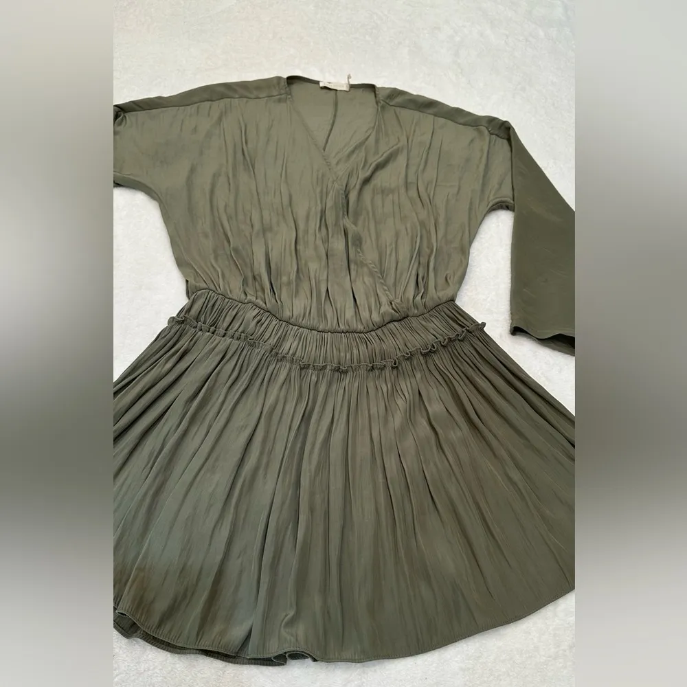 RAMY BROOK Sage Green Long Sleeve Pleated Gathered  Dress  Size S - Image 5
