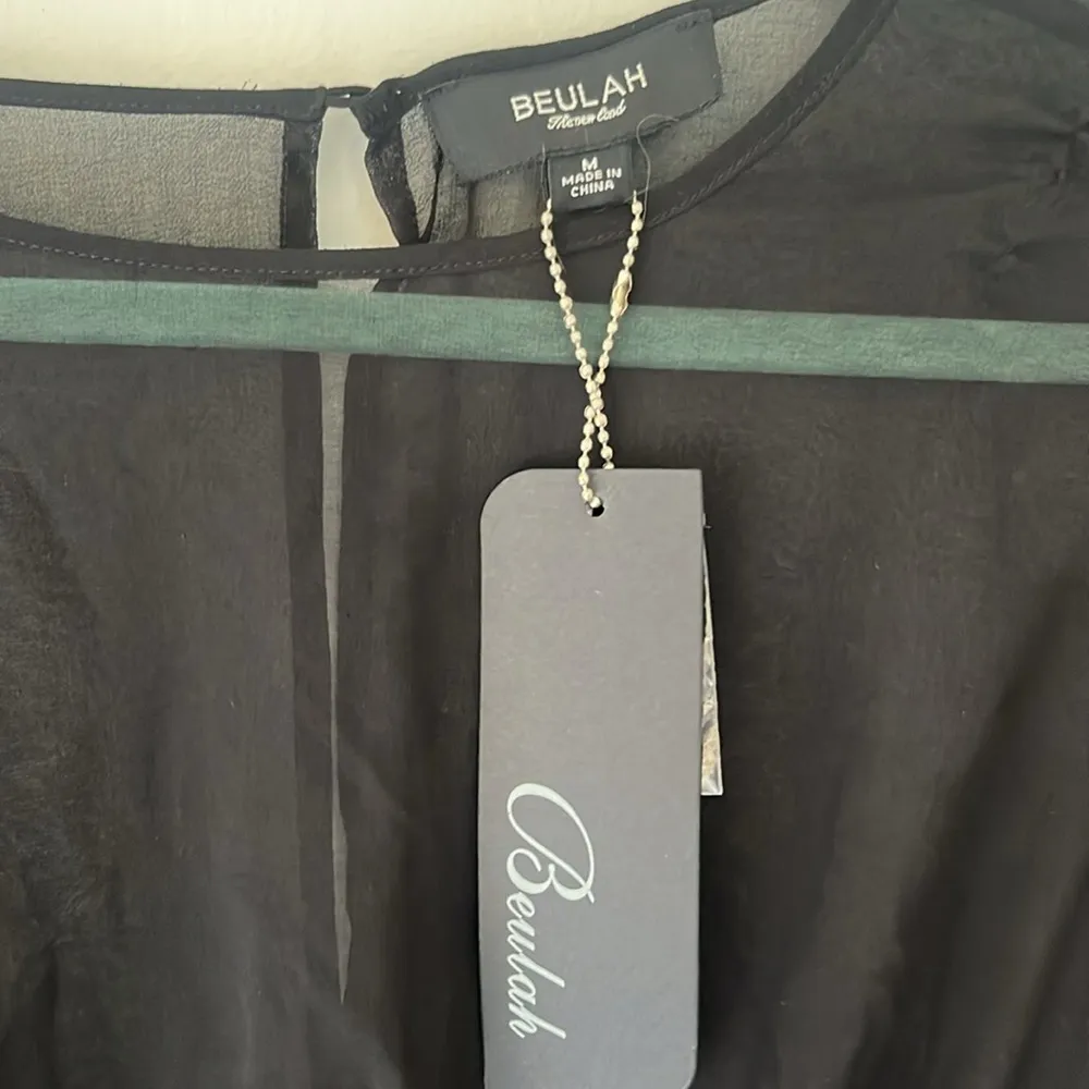 New with tagsBlack Sheer Ruffle Top by Beulah Size Medium - Image 4