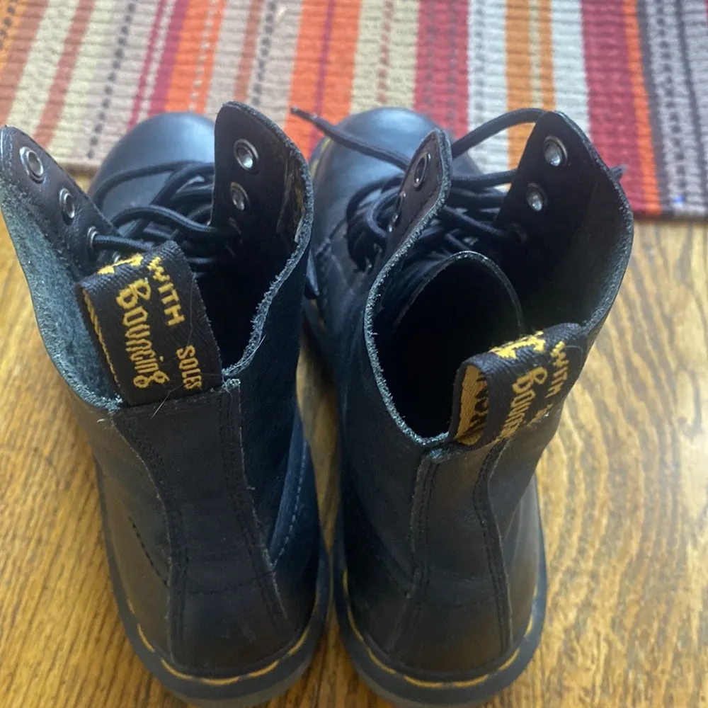 Like new Dr. Martens Black Lace Up Boots - Image 7