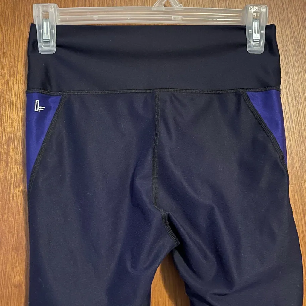 Fabletics Demi Lovato Purple & Black Sporty Full Length Leggings Sz Small - Image 6