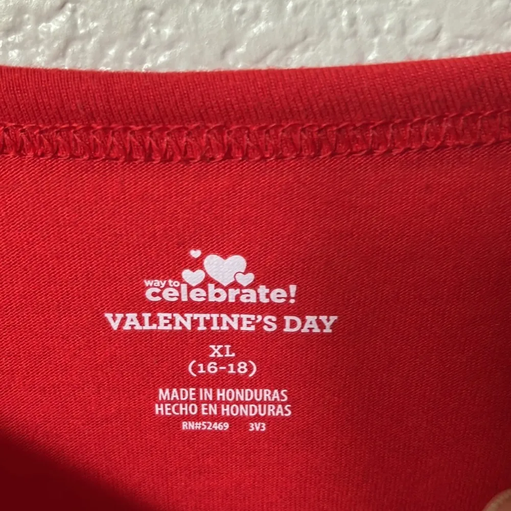 Valentines tee xl Red - Image 3