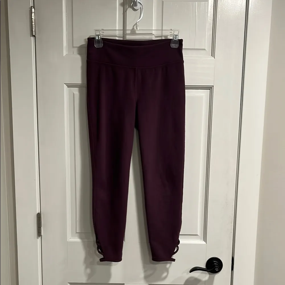 fp movement free people legging plum colored size small Purple - Image 2