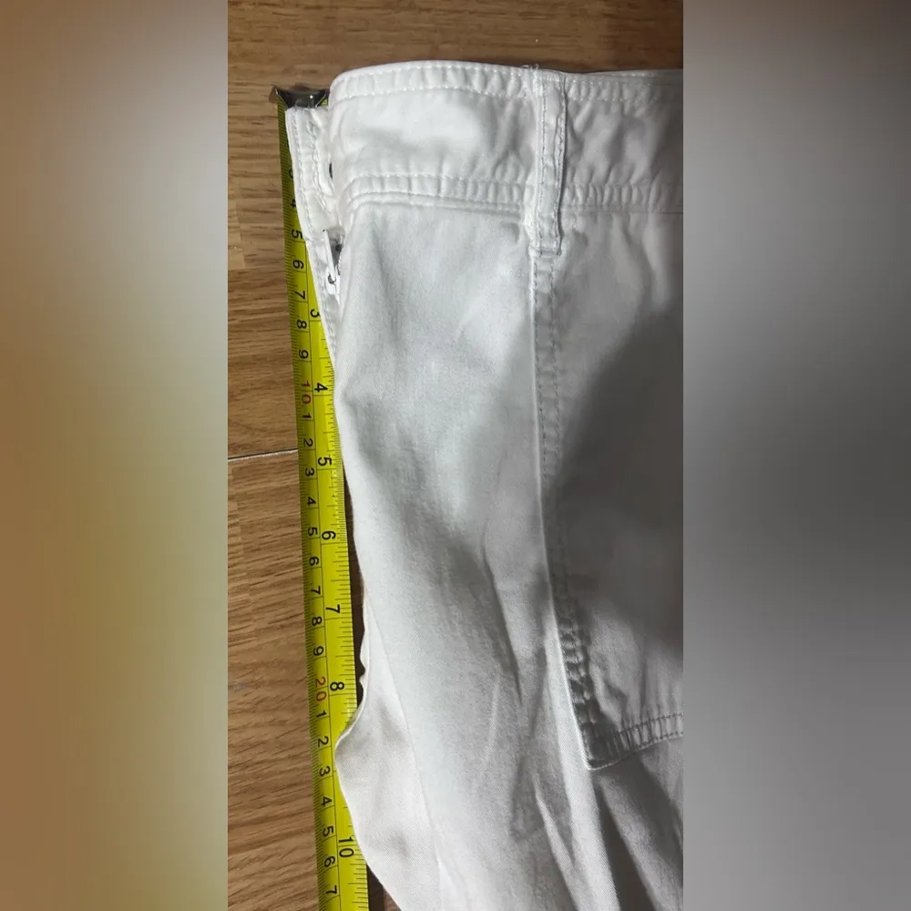 Michael kors MK tan khaki colored shorts women’s 4 - Image 6