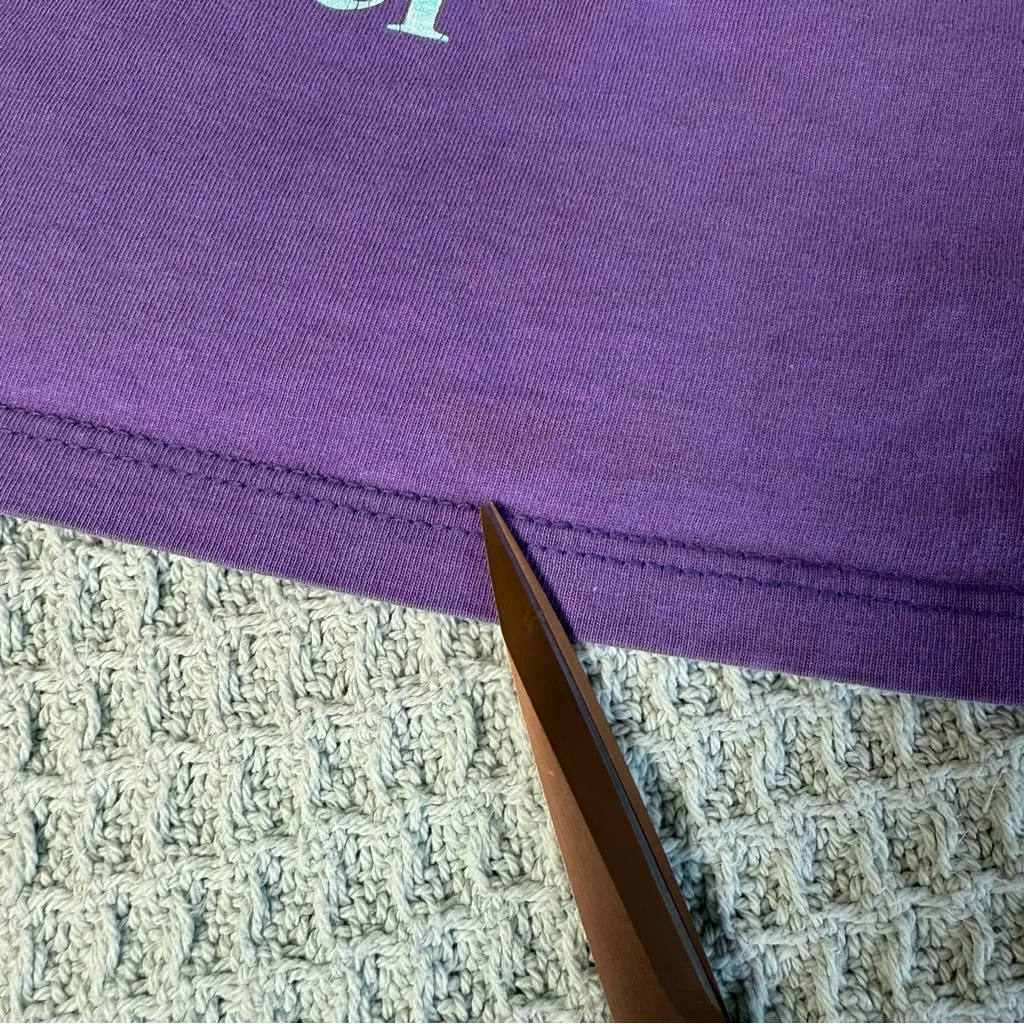 Vintage Disney Winnie the Pooh Tigger T Shirt Tee Womens Medium Purple Top - Image 5