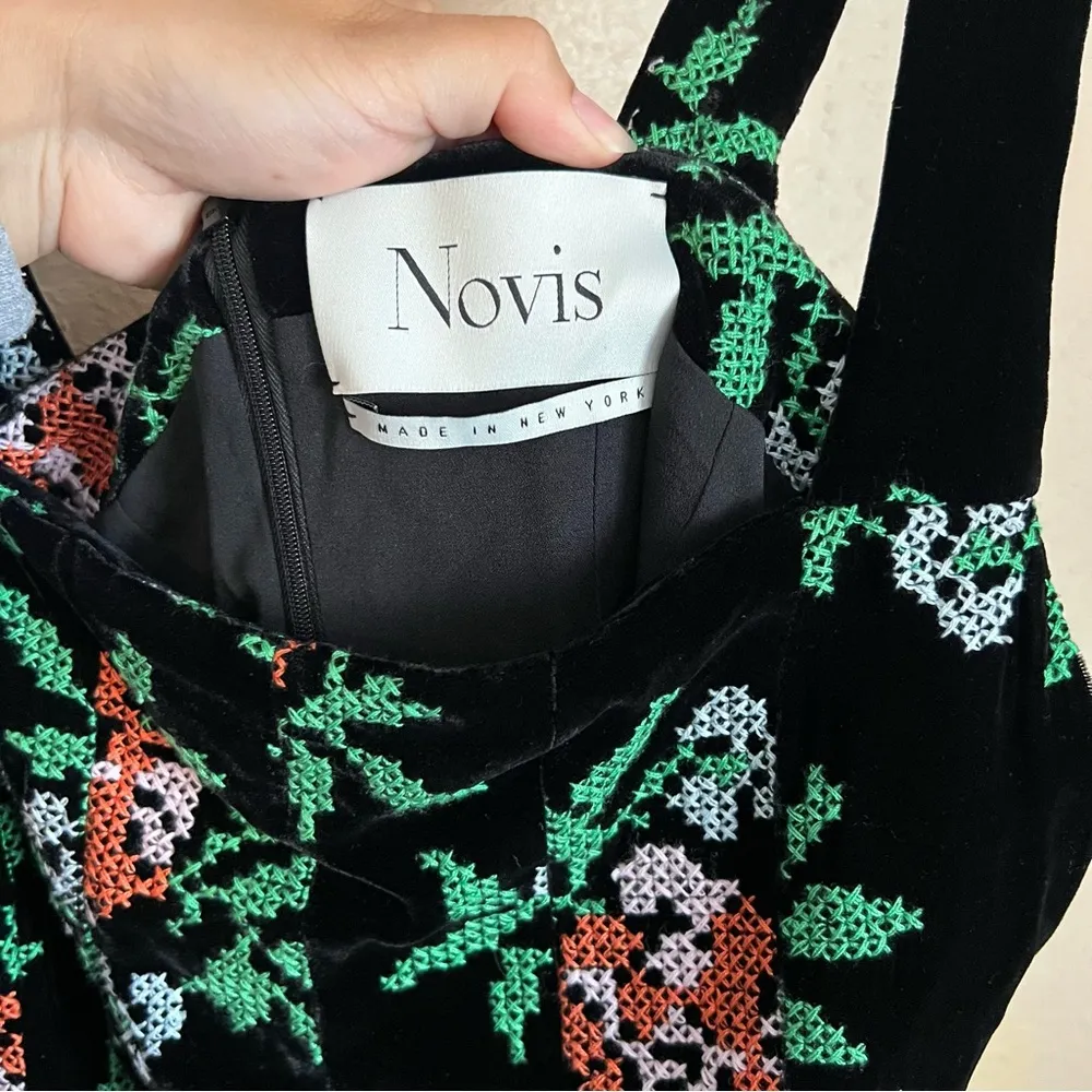 Novis Mumford Square Neck Sleeveless Fit and Flare Embroidered Velvet Dress 8 - Image 5