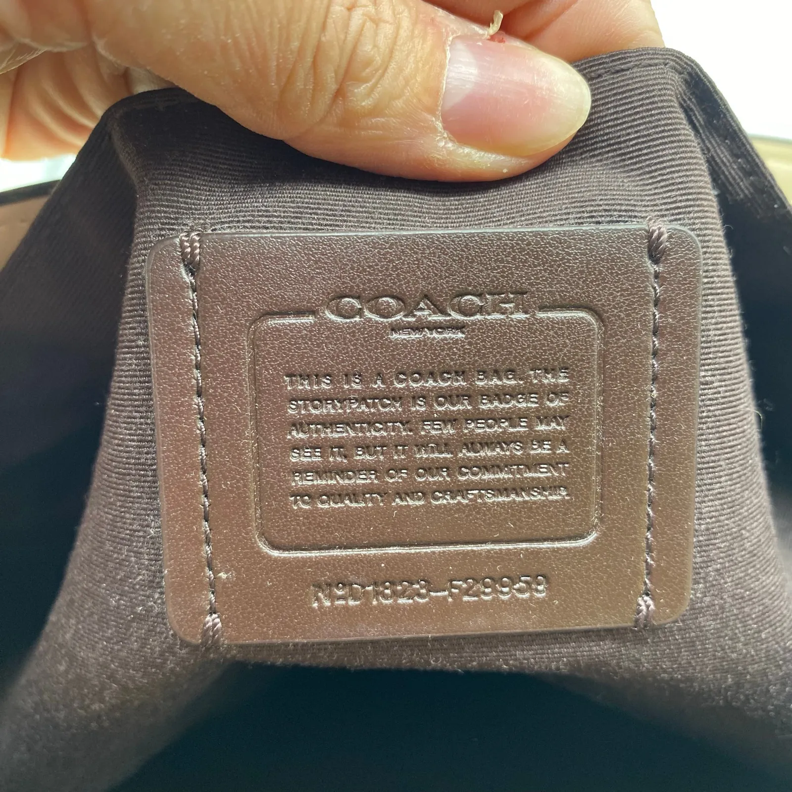 Coach Y2K Khaki White Jacquard Leather Fabric Trim Hobo Shoulder Tote Bag Retro - Image 11