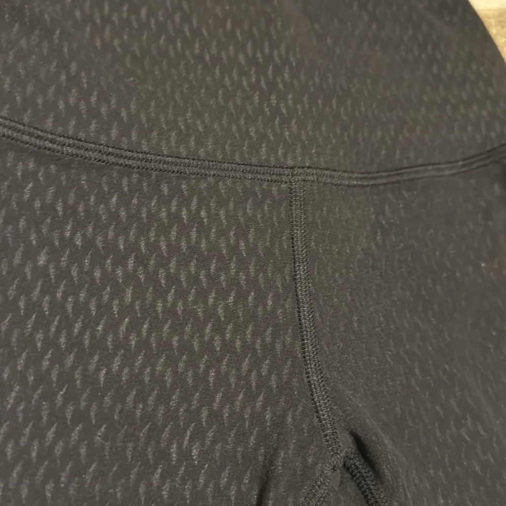 Lululemon Black  align High-Waisted Leggins size 2 - Image 4