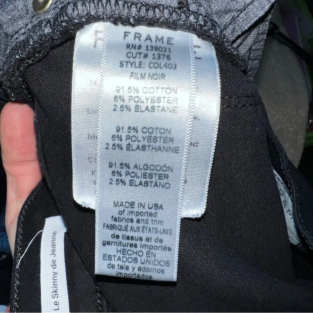 Black Le Skinny de Jeanne in Film Noir Wash Size 27 Rise 8.5” - Image 10