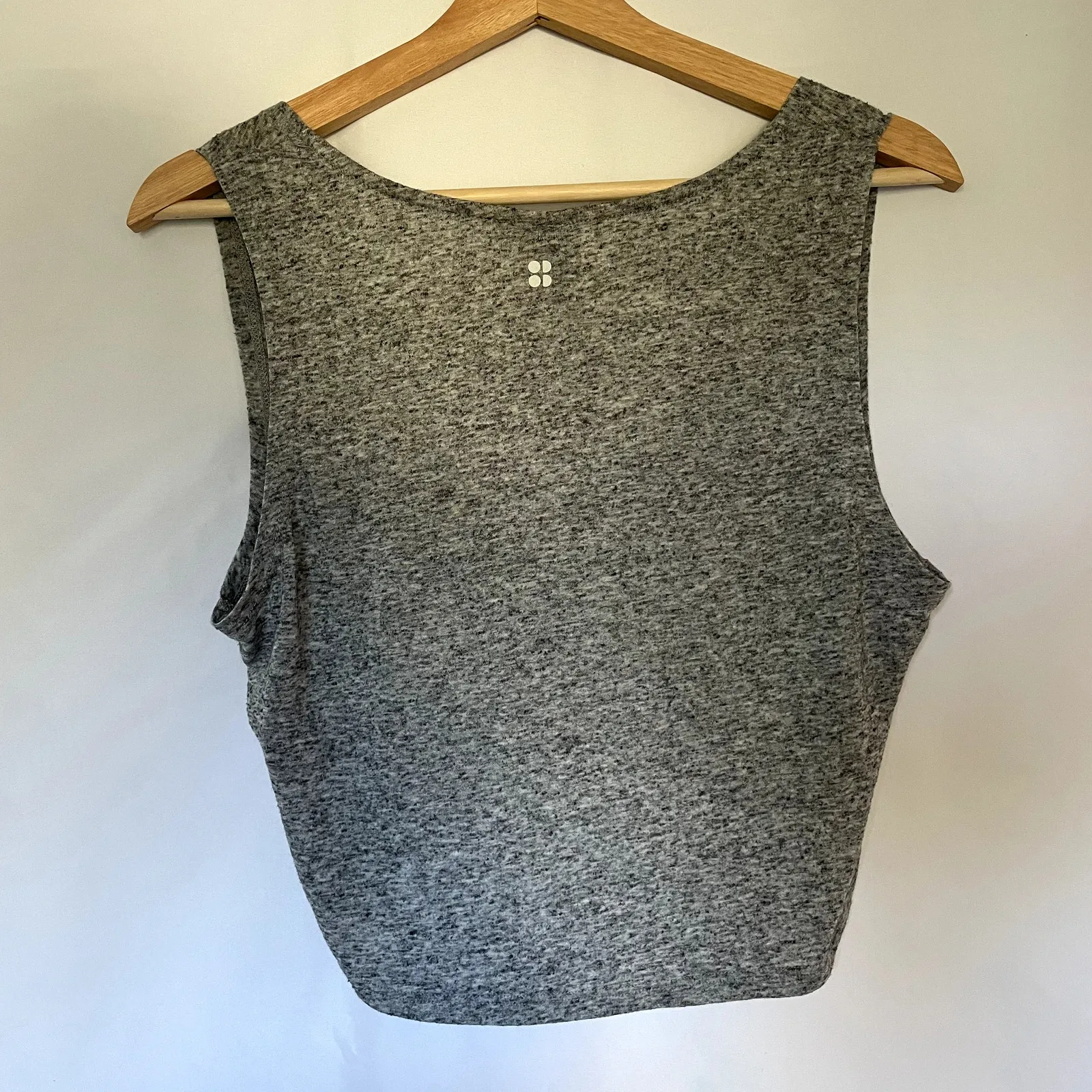 Sweaty Betty gray cropped workout tank top twist front women's M linen blend - Image 6