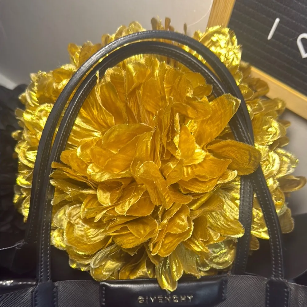 Givenchy x Disney Bambi Antigona Black Tote & Roberto Italy scarf - Image 5