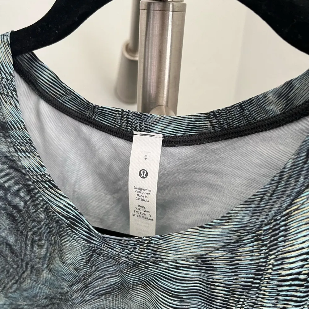Lululemon High Neck Split Hem Run Tank - Image 6