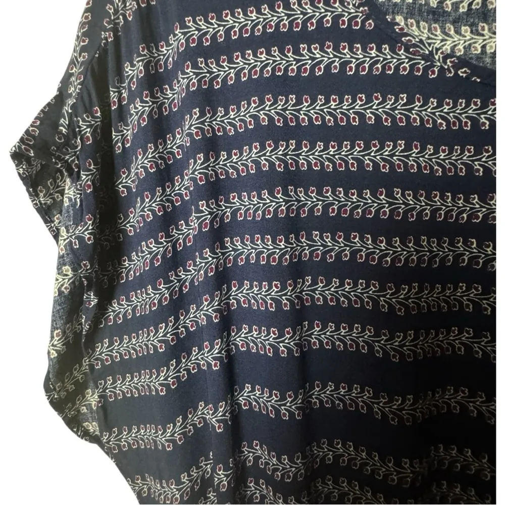 Gap Women's Short Sleeve Navy and Red Floral Patterned  Elastic Waist Dress - Image 8