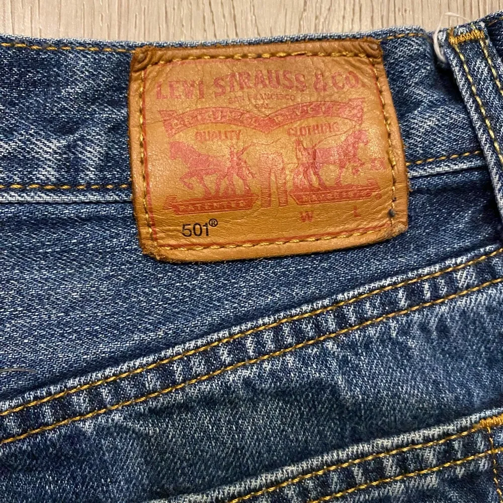 Levi's Premium 501 Original High Rise Women's Shorts - Image 3